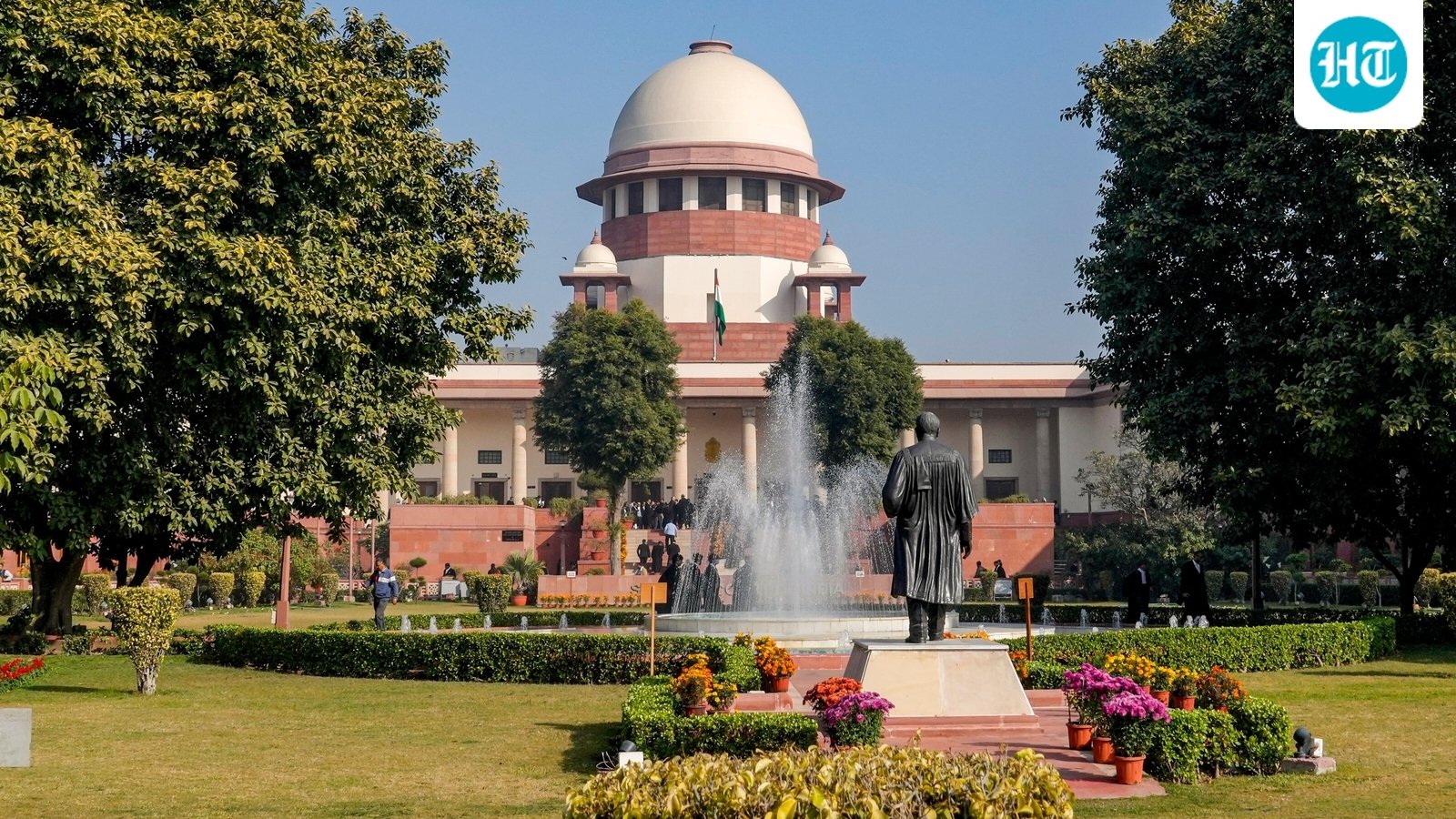 SC gives no interim relief to Sena UBT over MPs' merger with Shinde camp, says will issue notice
