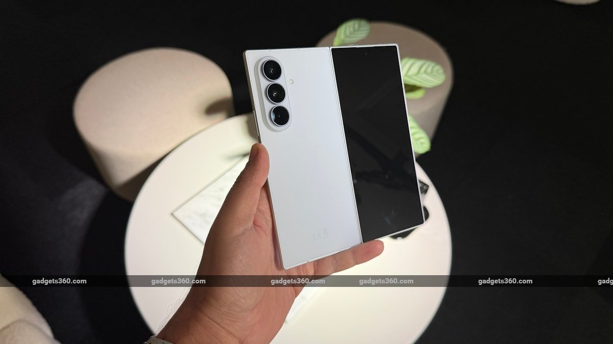 Samsung Galaxy Z Fold 9 Ultra May Match Galaxy S27 Ultra With 200-Megapixel Camera, 5x Periscope Zoom