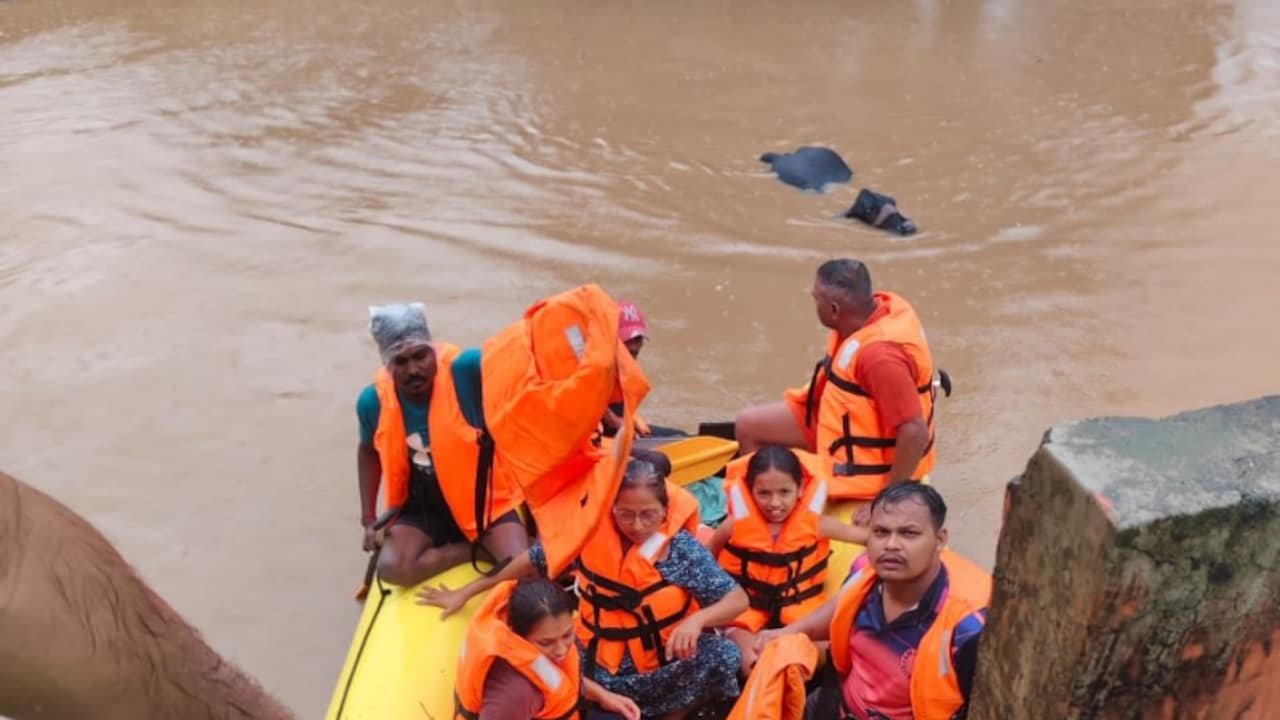 Gujarat Flood Toll Rises To 31 As Waters Recede, Scale Of Devastation Emerges