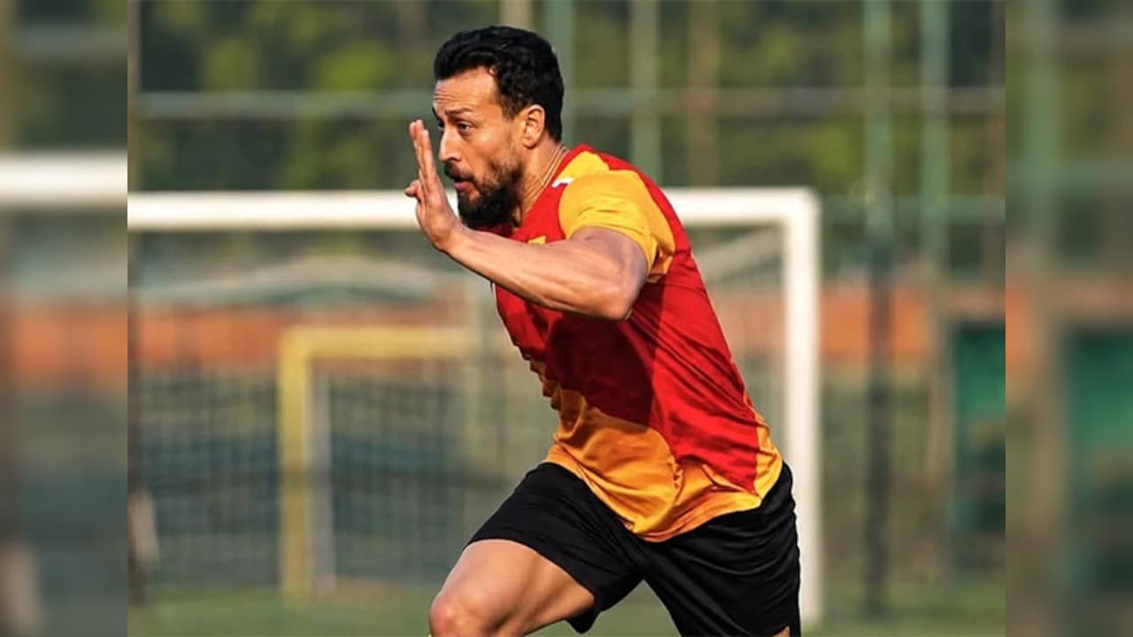 Tiger Shroff Joins Mumbay FC's Durand Cup Squad, Eyes Professional Debut