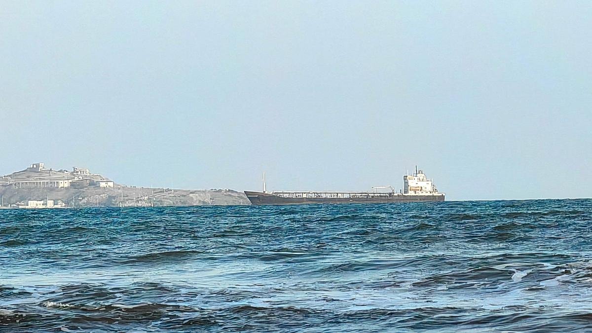 Have the Houthis blocked the Red Sea to marine traffic? | Explained