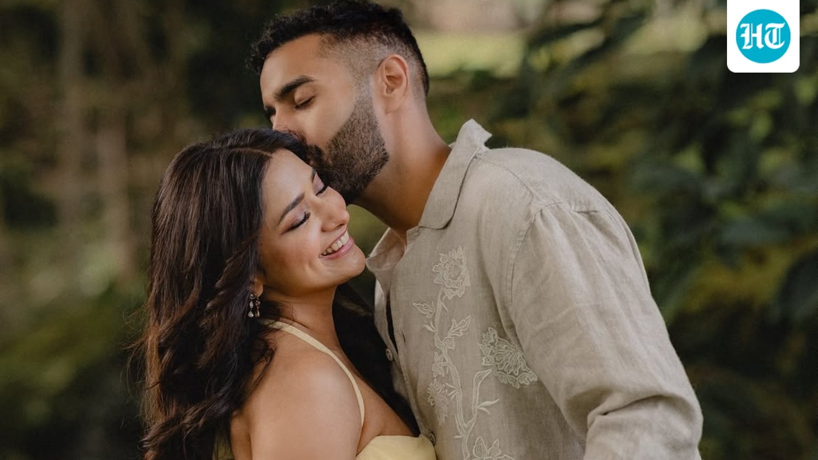 Bigg Boss OTT 2's Jiyaa Shankar introduces fiancé Kaaran with romantic pictures and note: ‘Home was always you’
