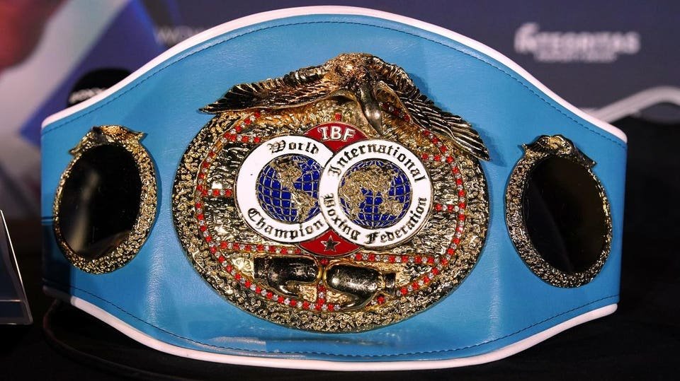 Former Welterweight Champion Announces His Return To The Ring