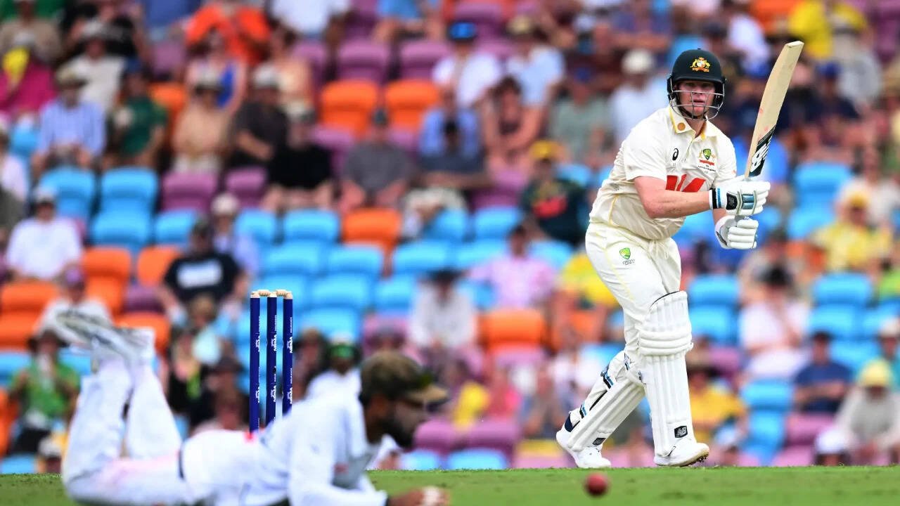 'Stop being a princess': Australian crowd targets Smith over sight screen delay