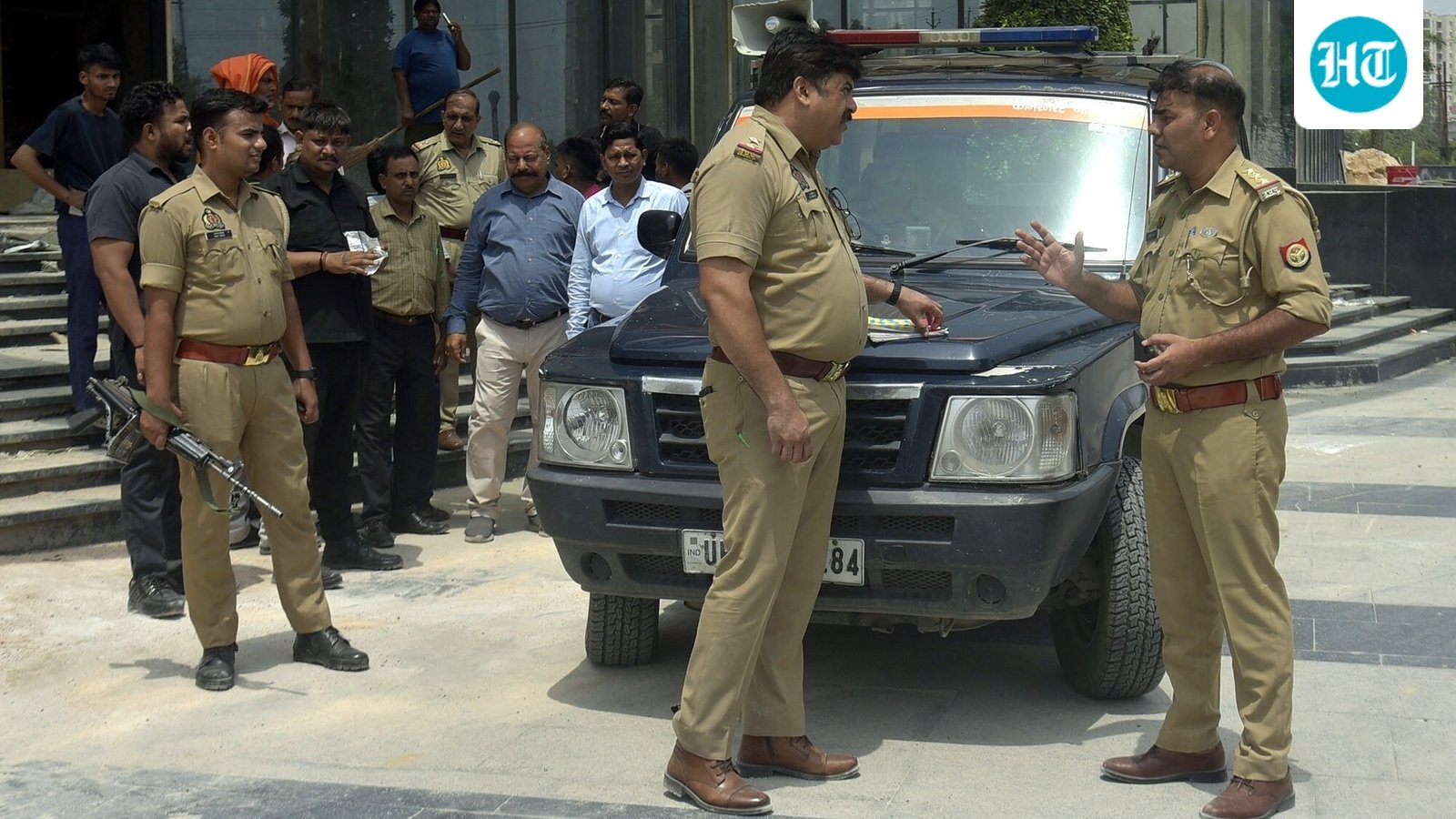 ‘Stolen’ iPhone post on Instagram helps cops crack  ₹4.18 lakh Lucknow robbery