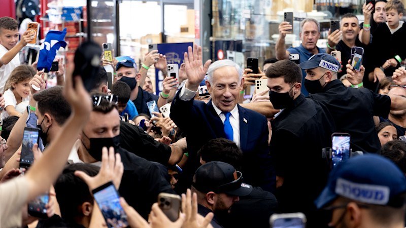 Trump endorses Netanyahu in close Israeli election